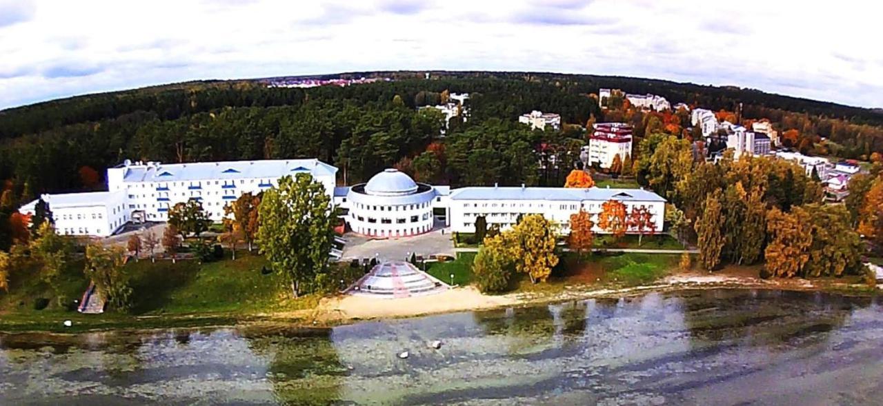 Sanatorium Naroch Hotel Екстериор снимка