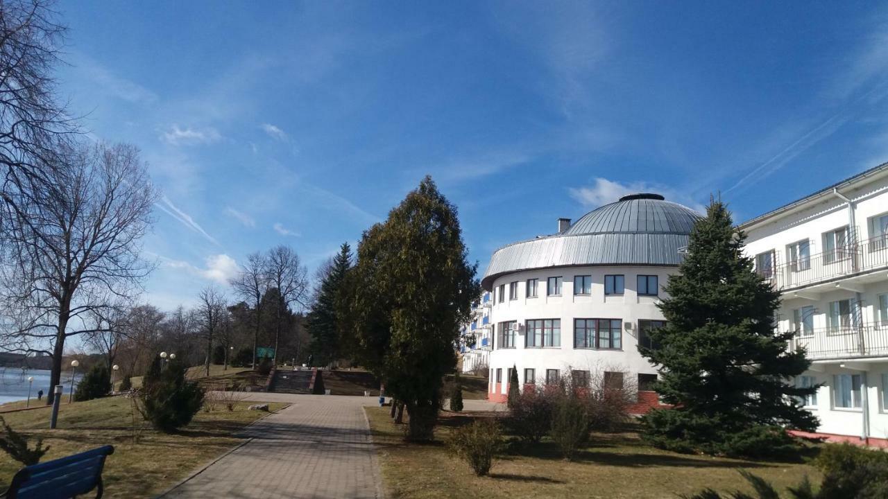 Sanatorium Naroch Hotel Екстериор снимка